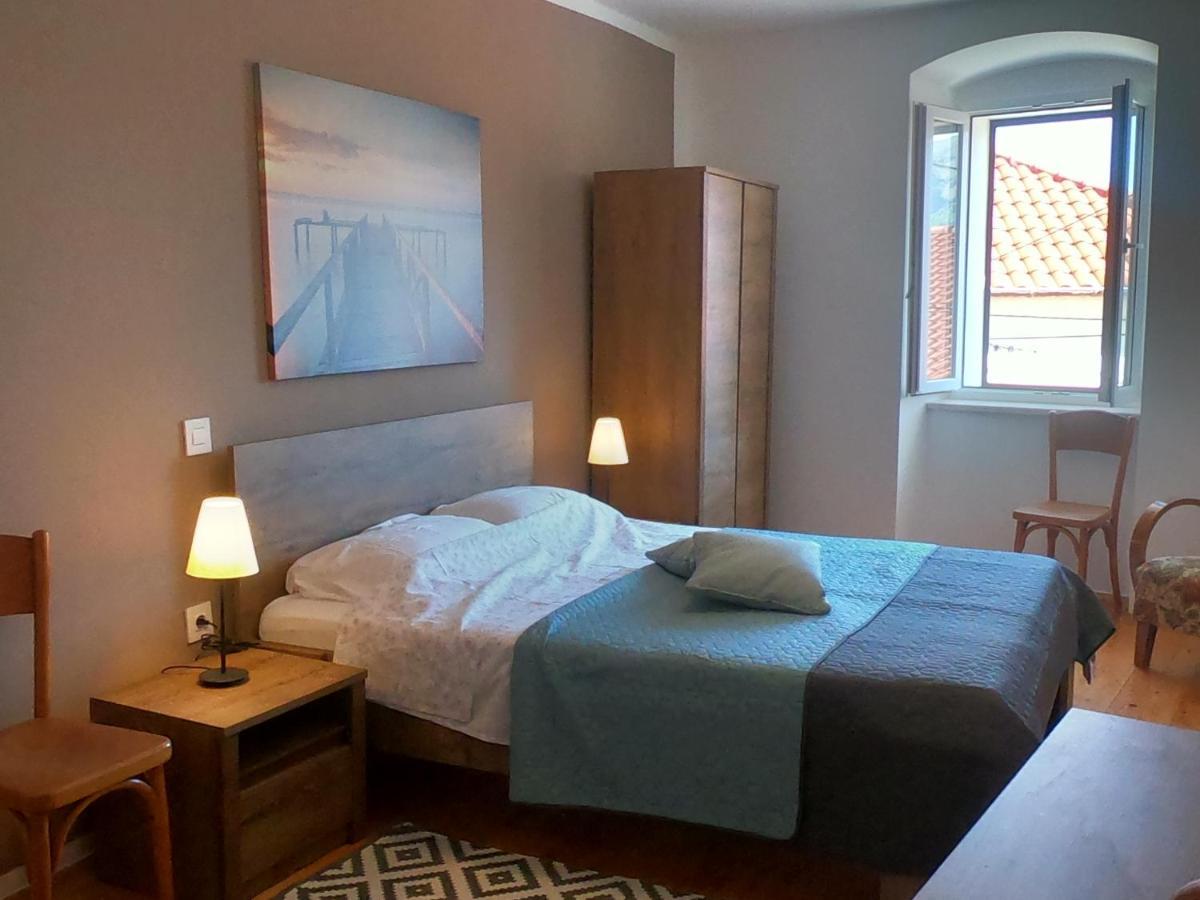 Apartment Dinka Baška Eksteriør bilde