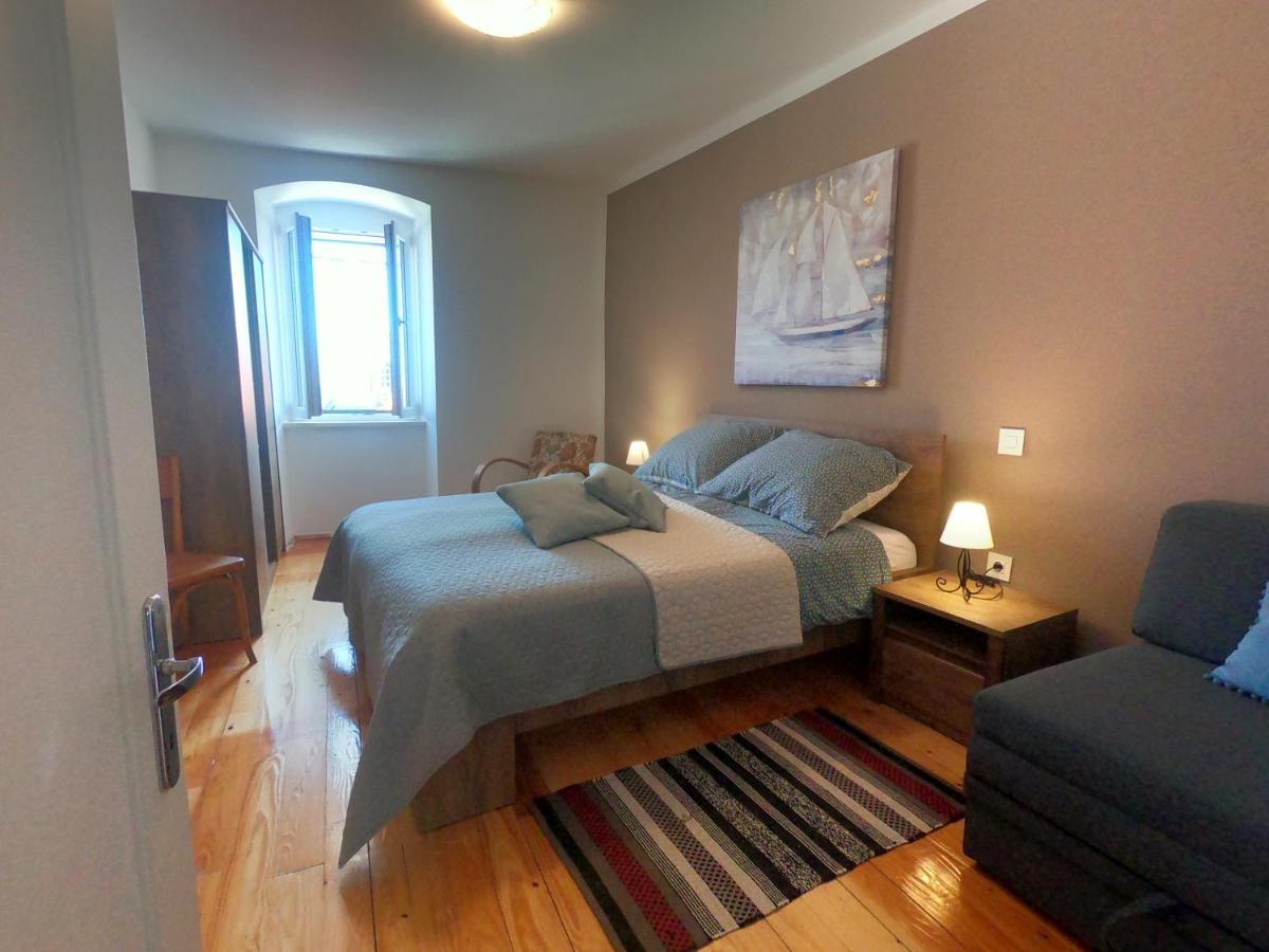 Apartment Dinka Baška Eksteriør bilde