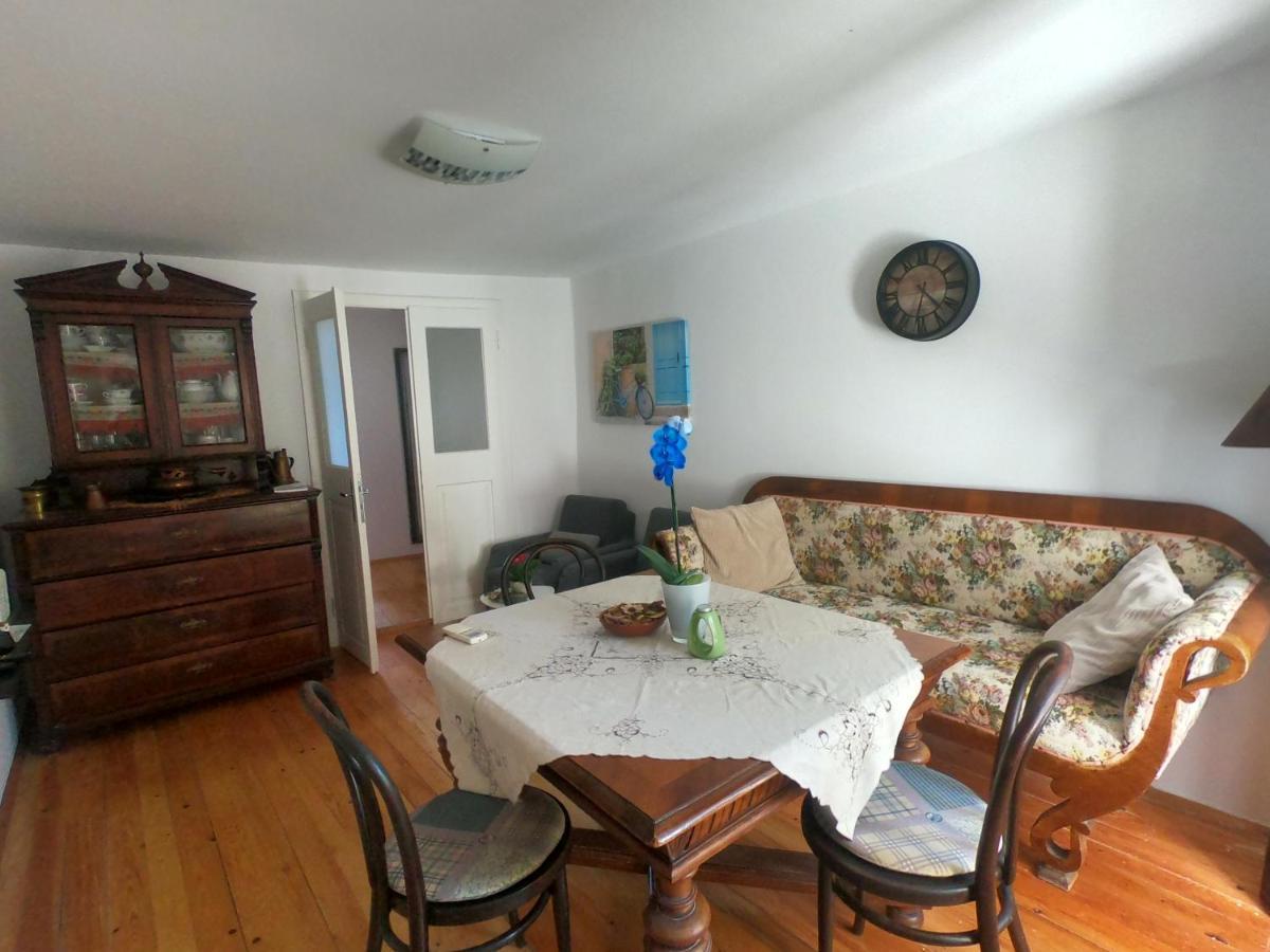 Apartment Dinka Baška Eksteriør bilde