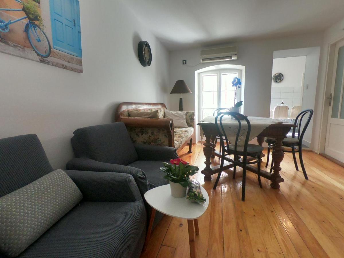 Apartment Dinka Baška Eksteriør bilde